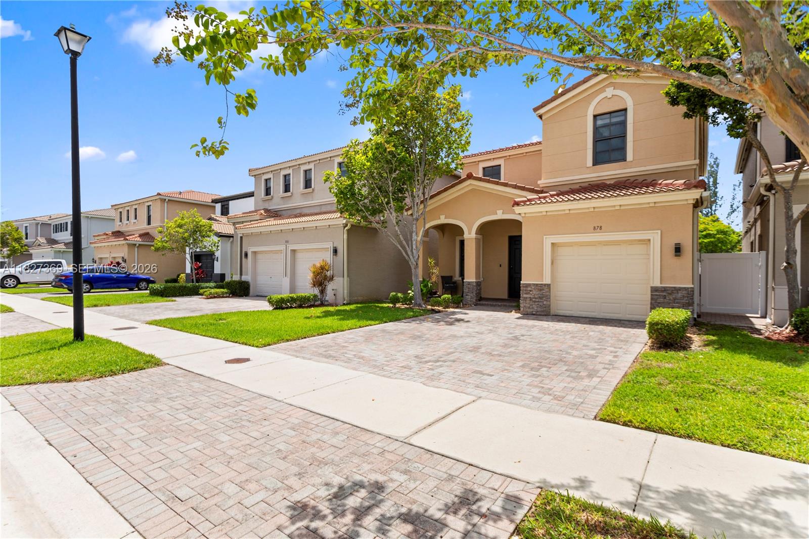 AVENTURA ISLES - Residential