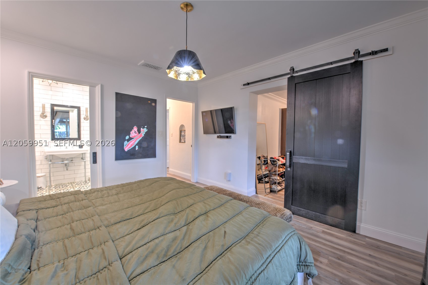 HOLLYWOOD - Residential