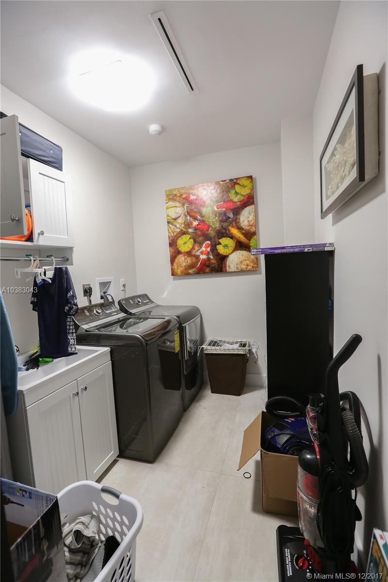 Doral Isles Riviera Amd - Residential