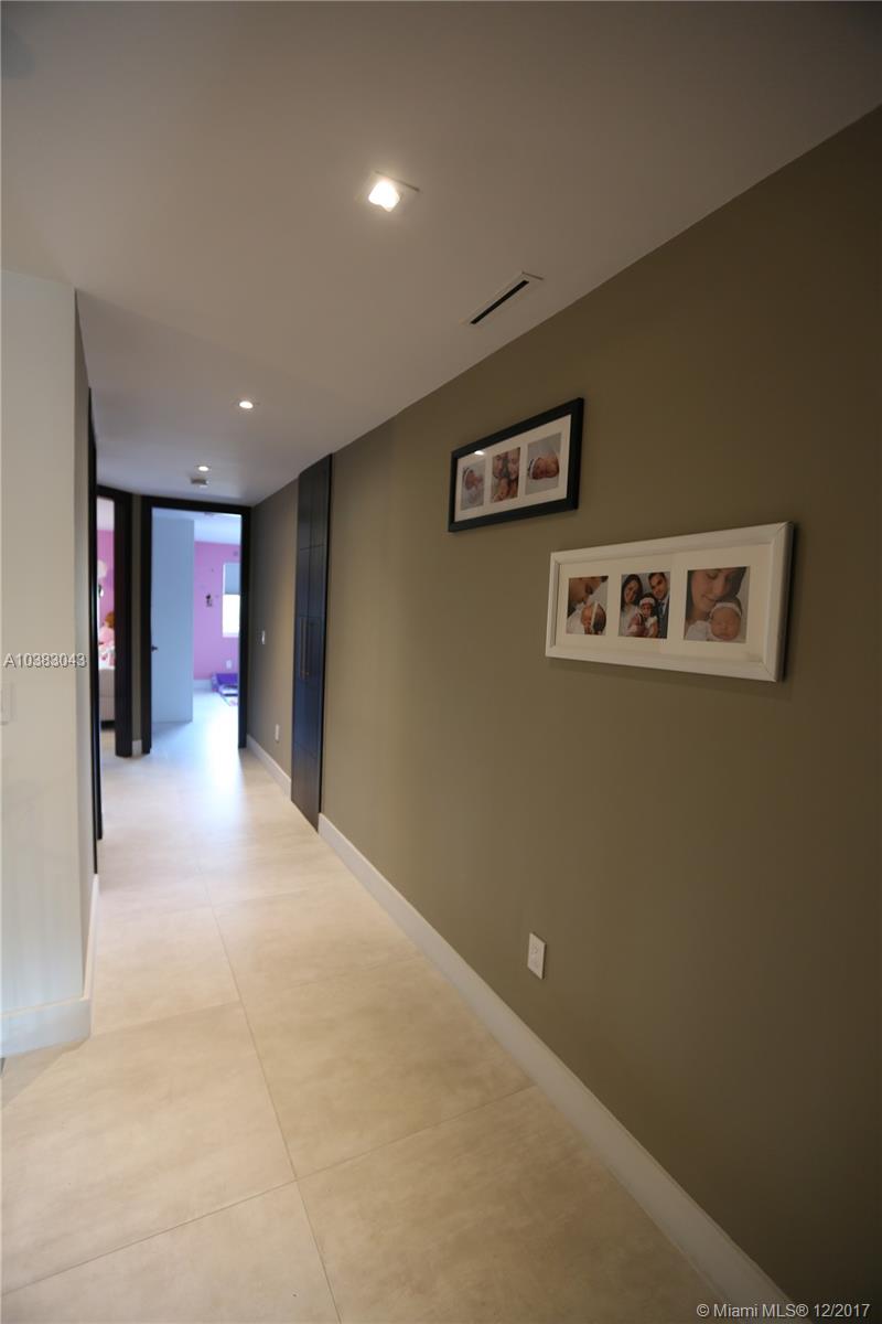Doral Isles Riviera Amd - Residential