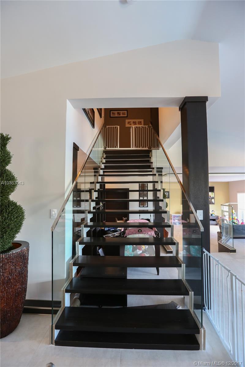 Doral Isles Riviera Amd - Residential