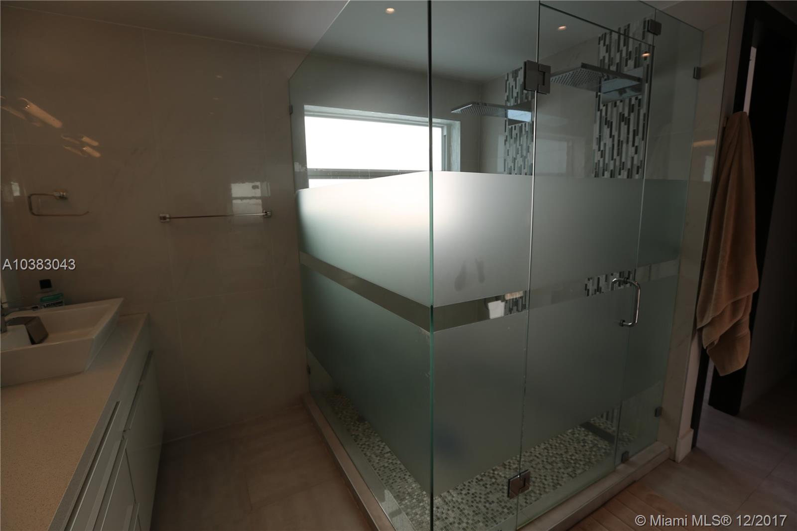 Doral Isles Riviera Amd - Residential