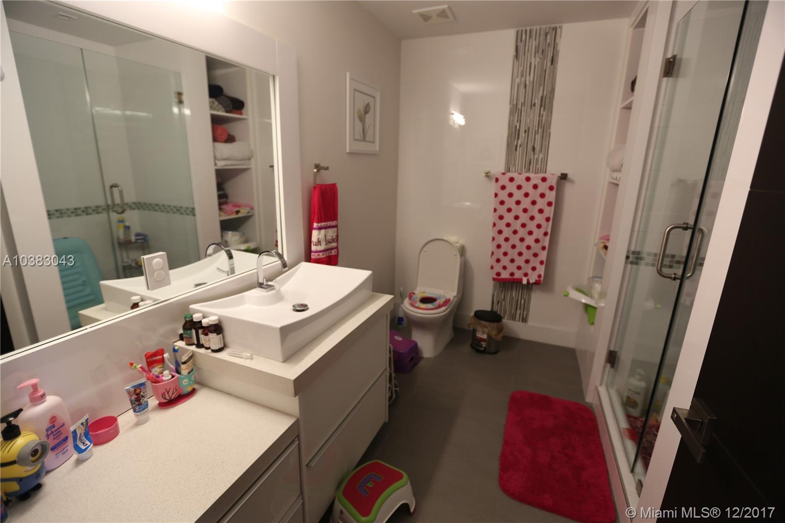 Doral Isles Riviera Amd - Residential