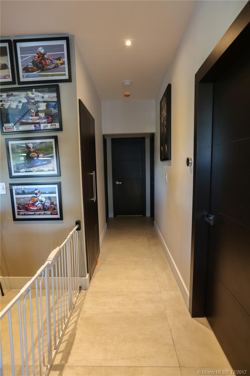 Doral Isles Riviera Amd - Residential