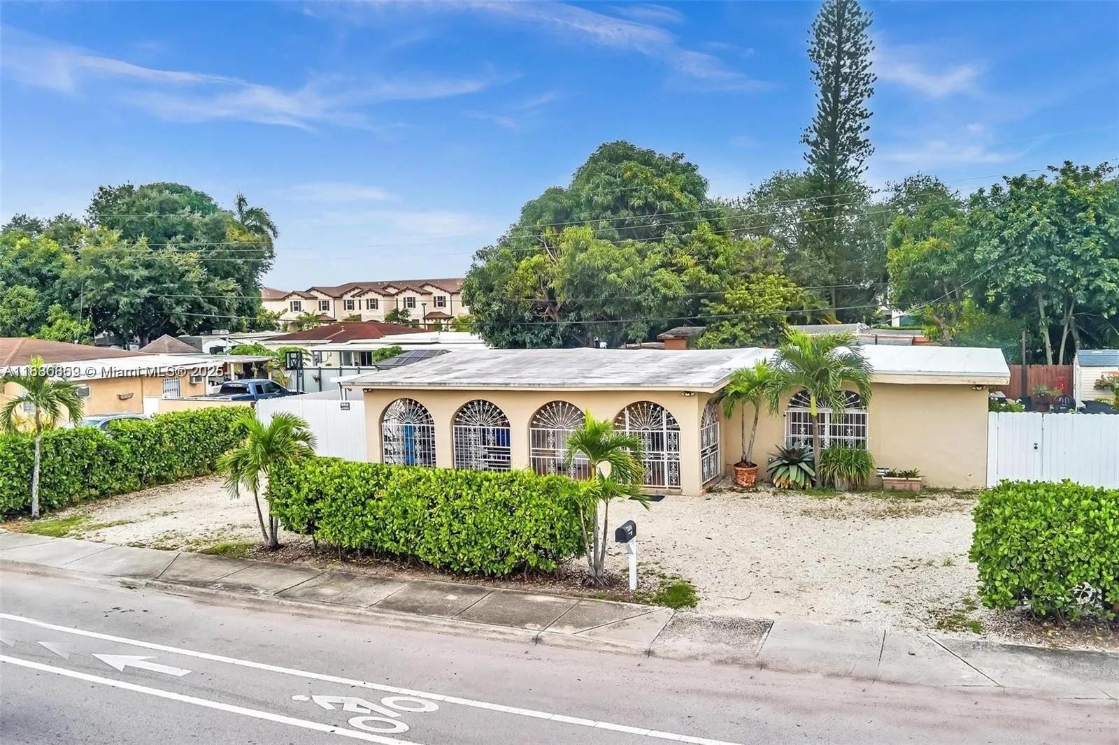 GOLF ESTATES - Residential