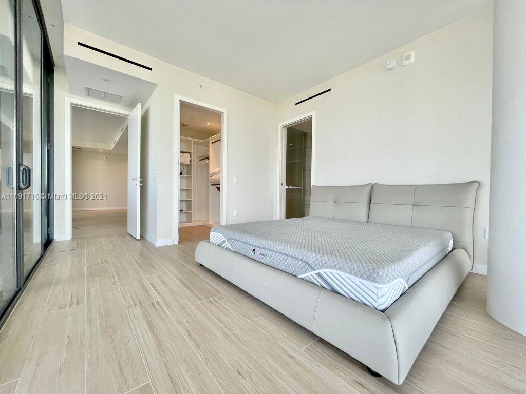 8701 COLLINS AVE CONDO - Residential