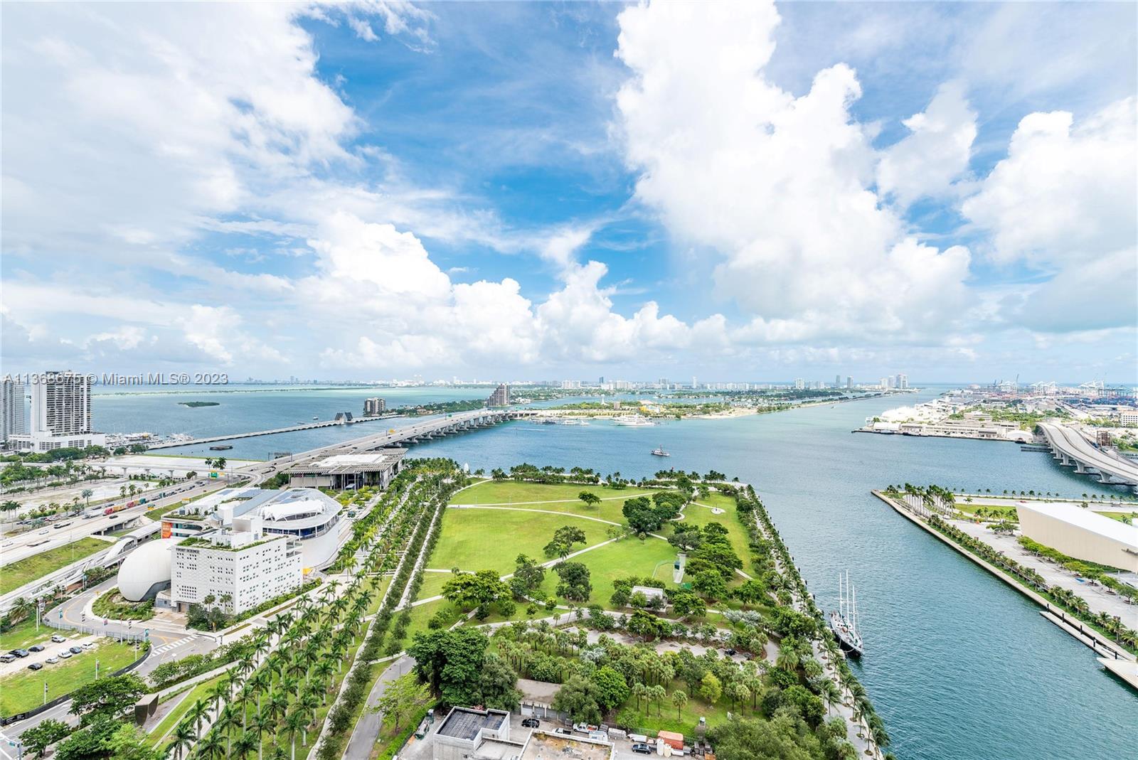 900 BISCAYNE BAY CONDO - Residential Lease