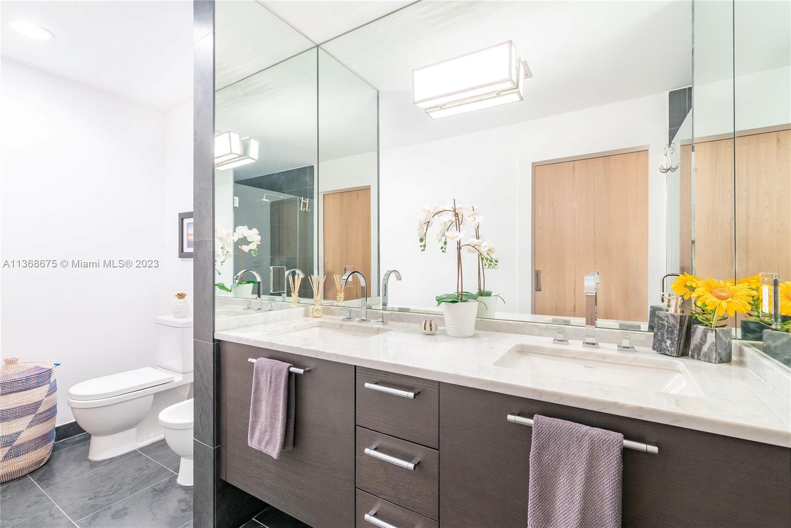 900 BISCAYNE BAY CONDO - Residential Lease