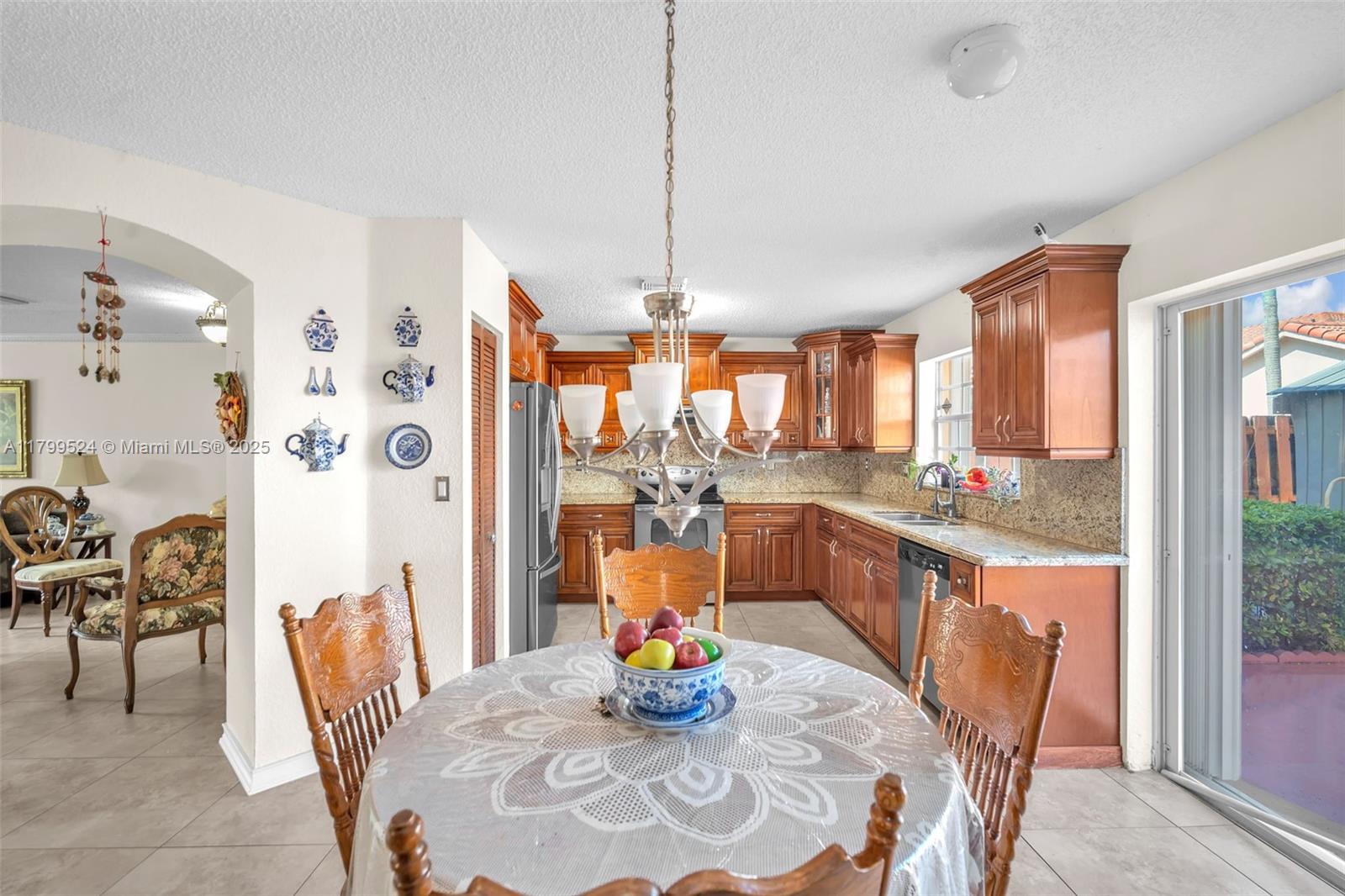 FOREST LAKES GARDENS SEC - Residential