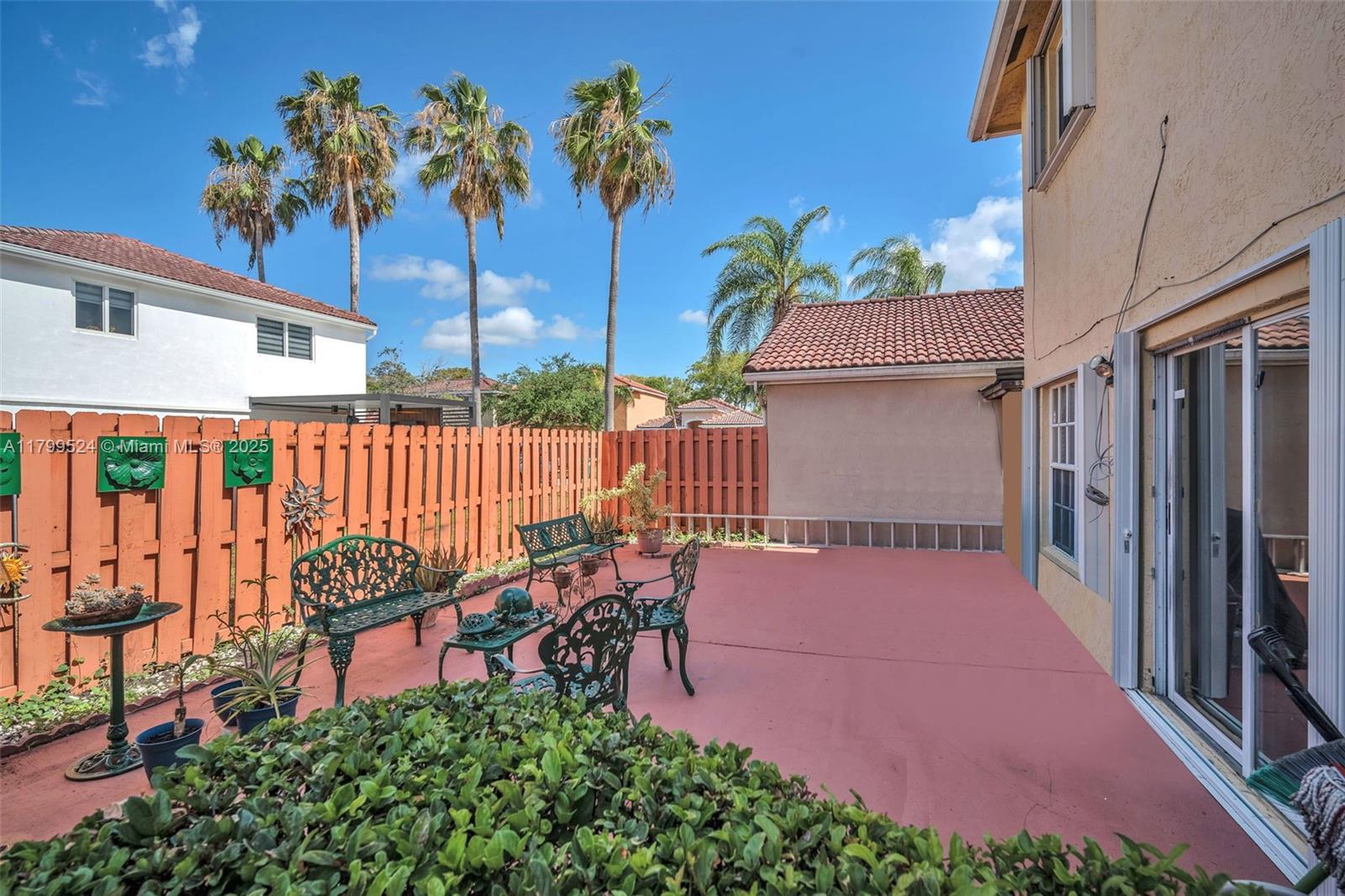 FOREST LAKES GARDENS SEC - Residential