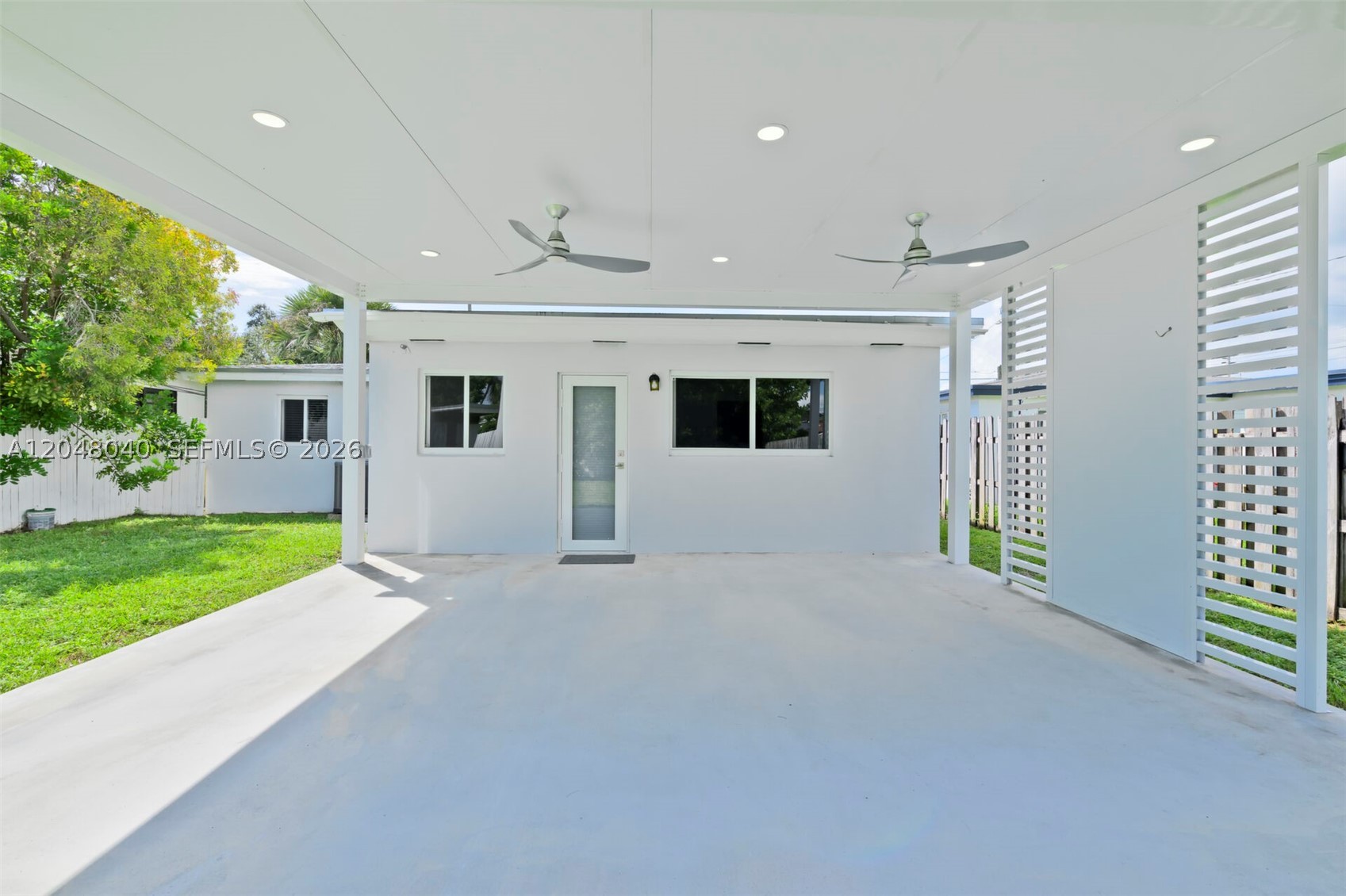 HALLANDALE BY THE SEA - Residential