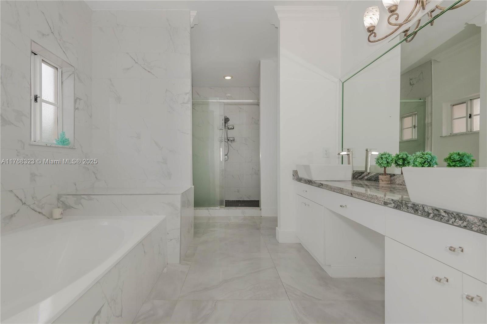 MIRENS PLACE - Residential