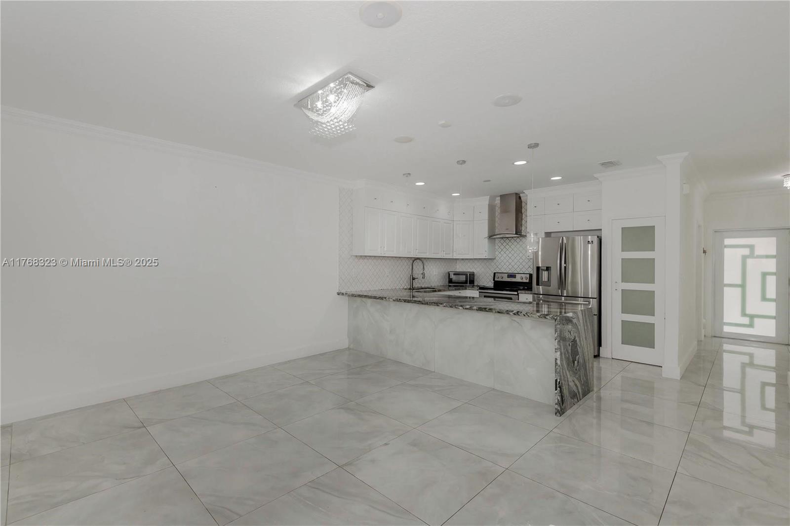 MIRENS PLACE - Residential