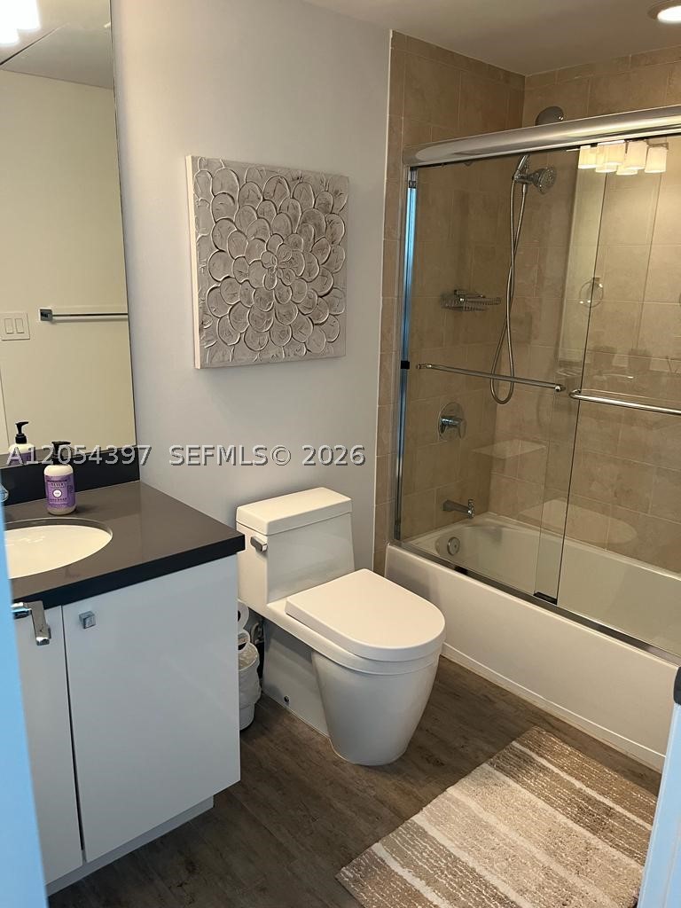 IVY CONDO - Residential Lease
