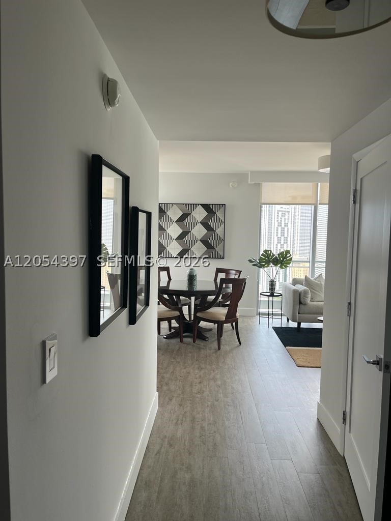 IVY CONDO - Residential Lease