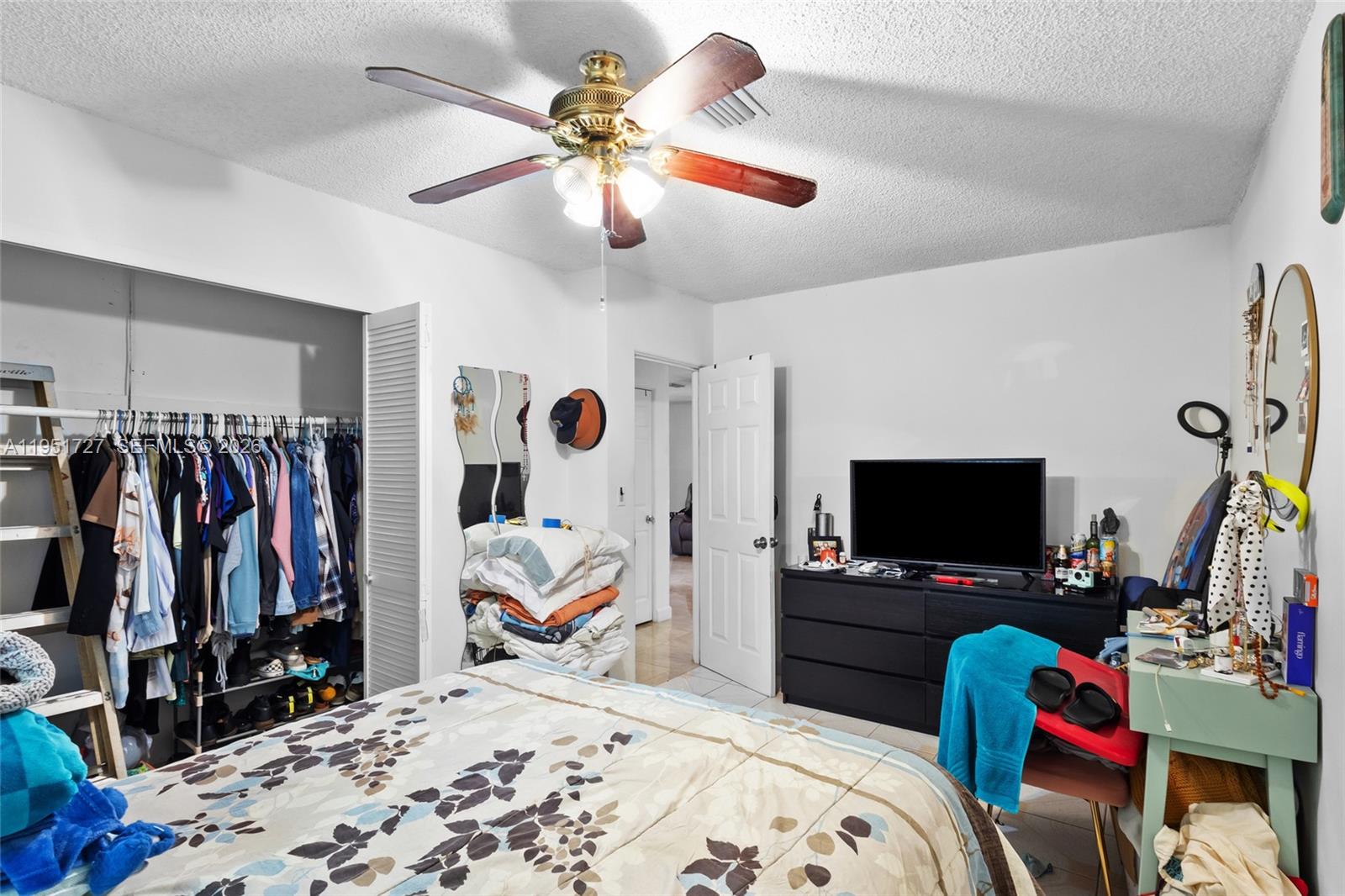 COLLIER ESTATES 3RD ADD - Residential