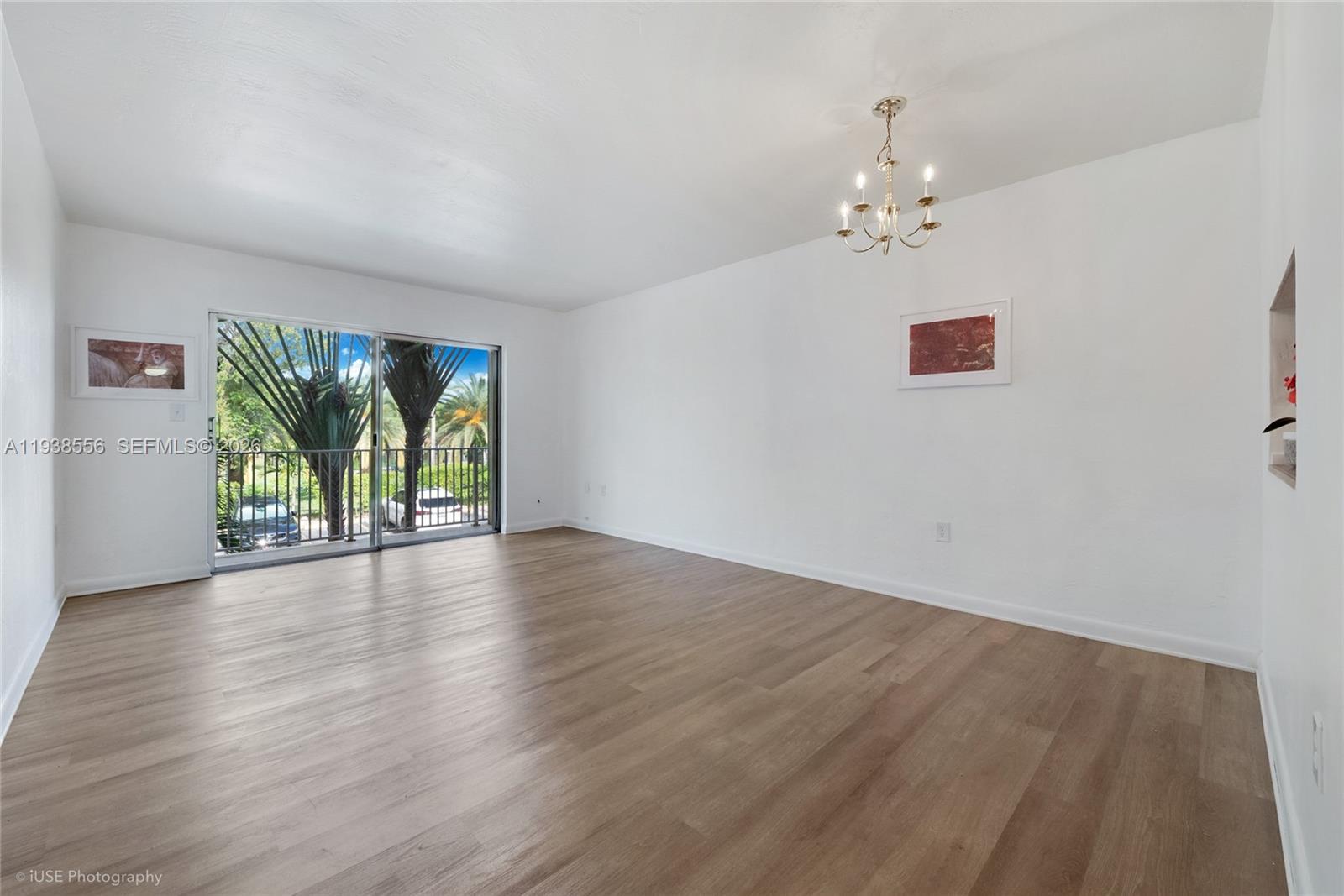 SILVER PALMS AT DADELAND - Residential