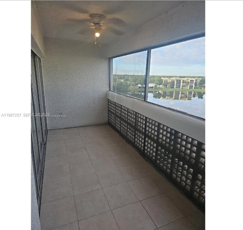 LAKES OF INVERRARY CONDO - Residential Lease