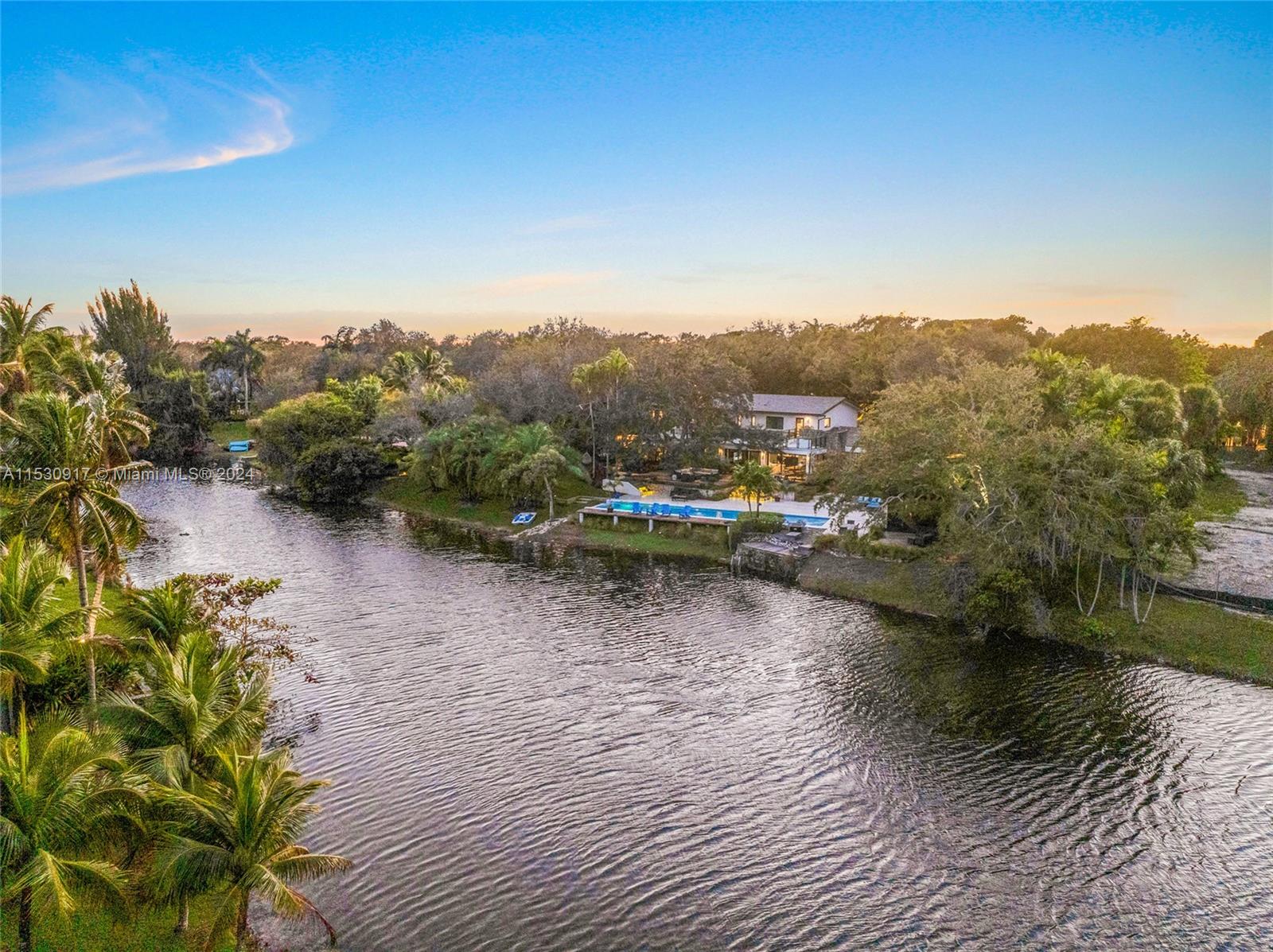 SNAPPER CREEK LAKES SUB - Residential
