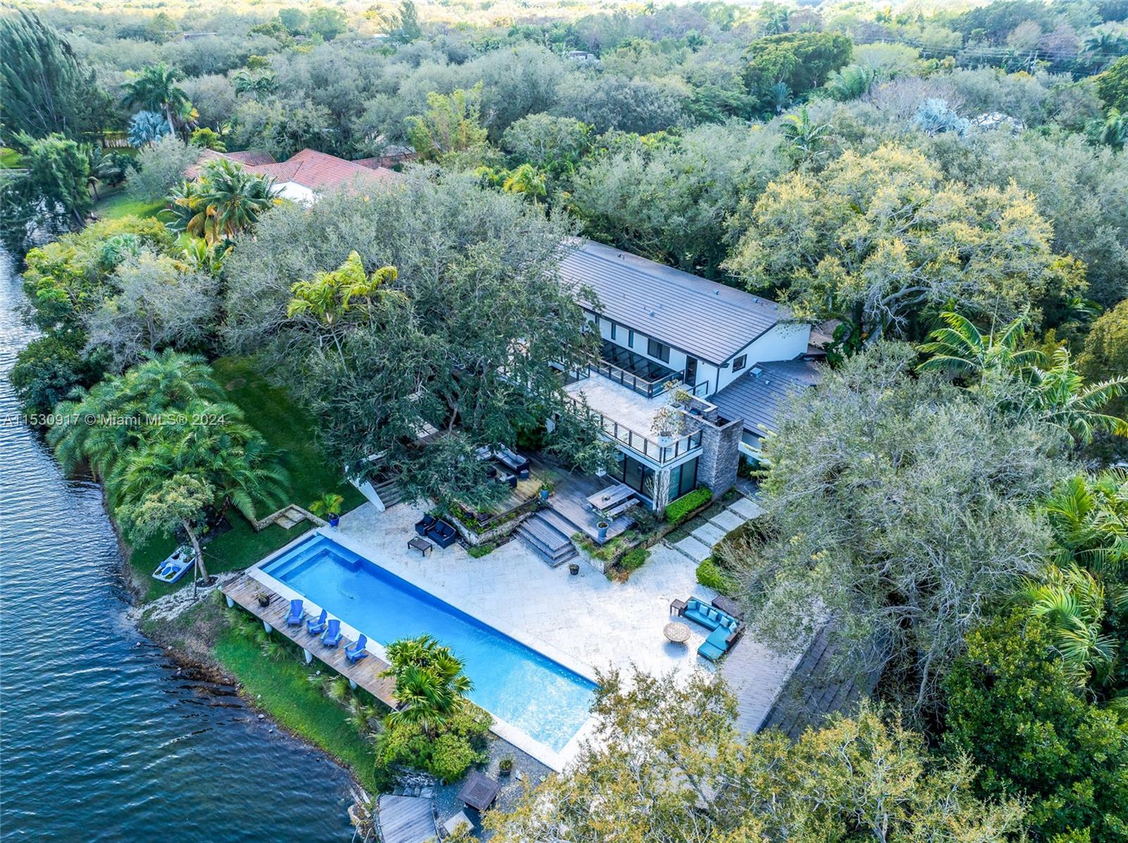 SNAPPER CREEK LAKES SUB - Residential