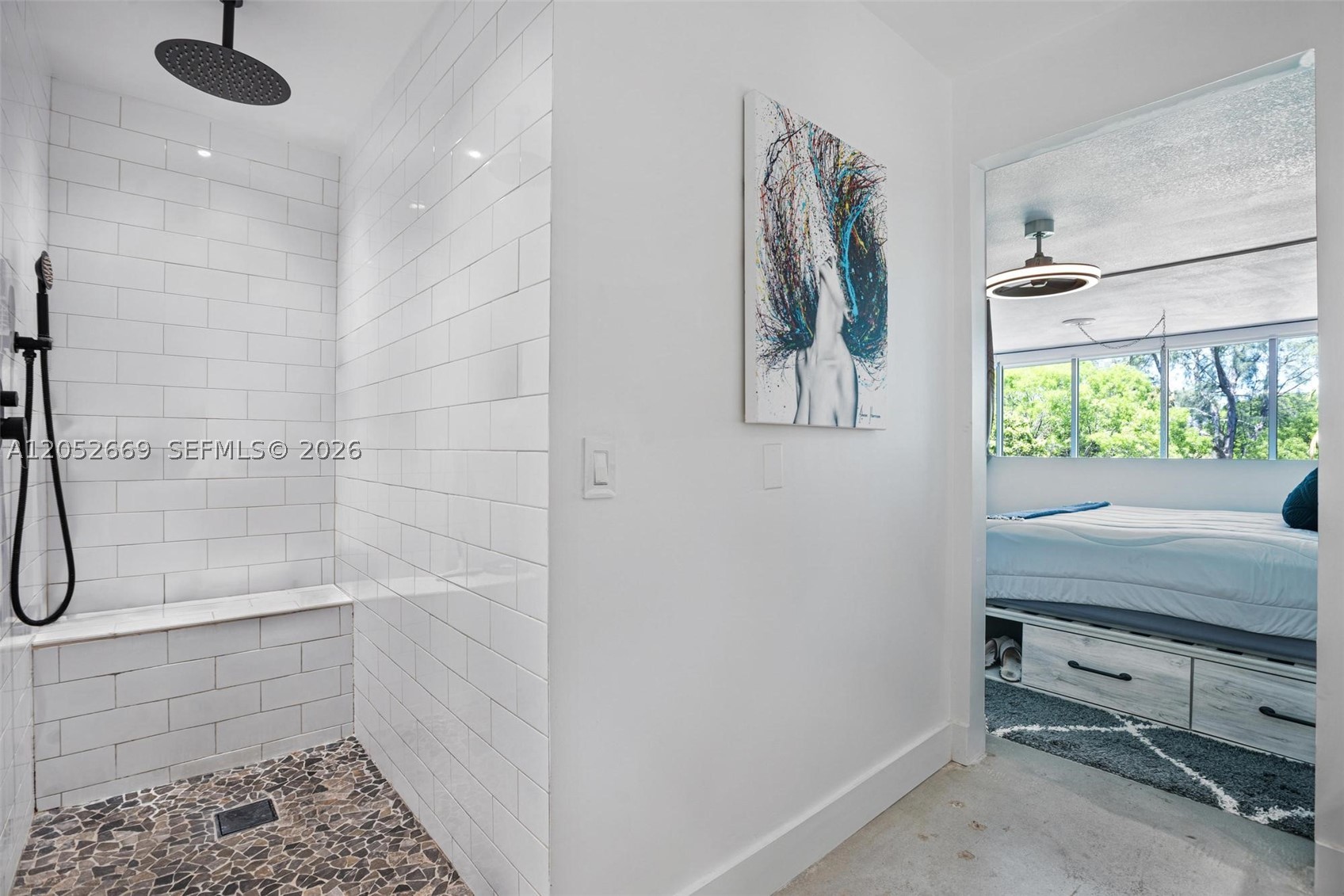 ABSOLUT CONDO - Residential