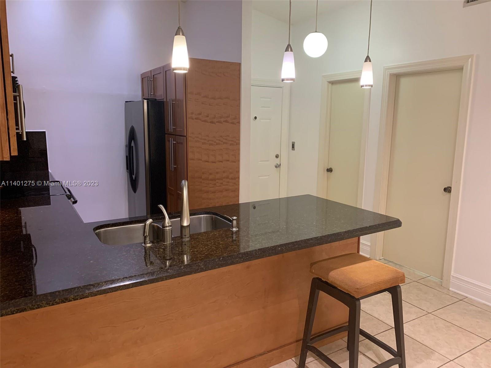 PRICED TO RENT NOW!!!FULLY REMODELED, GREAT LOCATION, GATED COMMUNITY, CLUBHOUSE, POOL AND GYM. Water/Sewer, Basic Cable and access to the clubhouse including gym and pool.