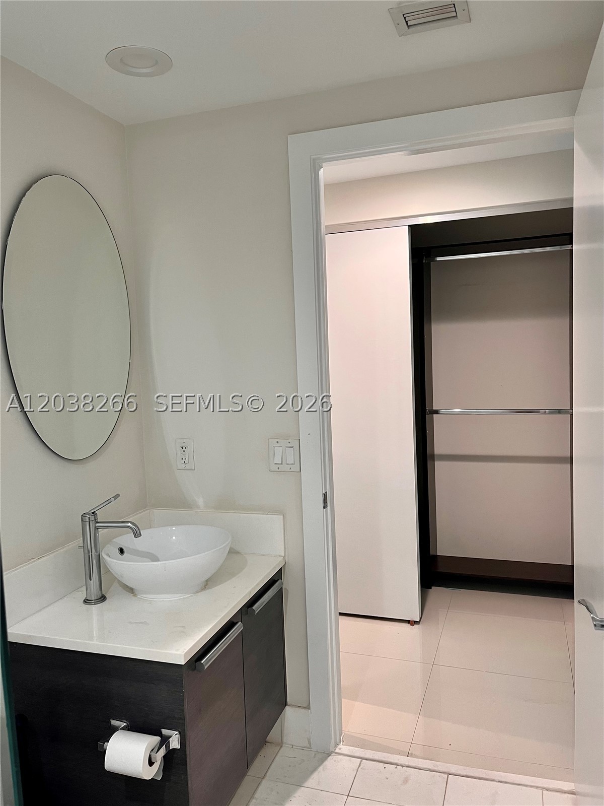 ARTECH RESIDENCES AT AVEN - Residential Lease