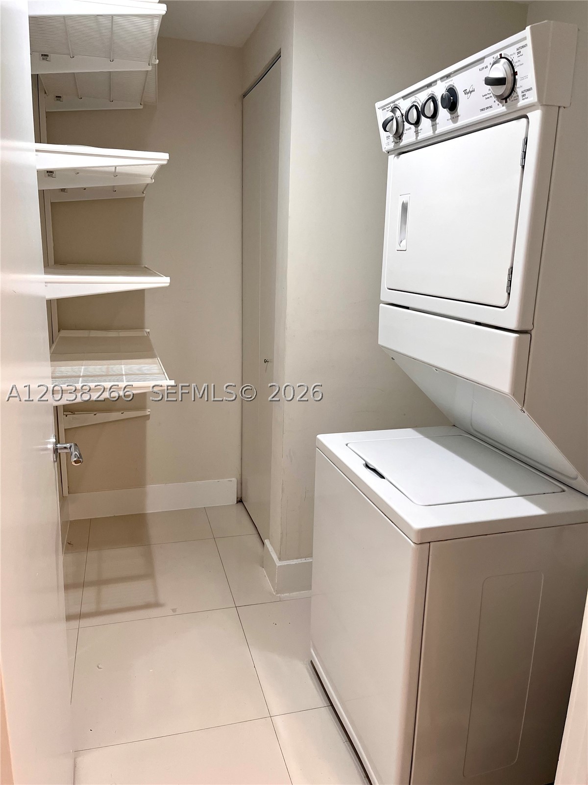 ARTECH RESIDENCES AT AVEN - Residential Lease
