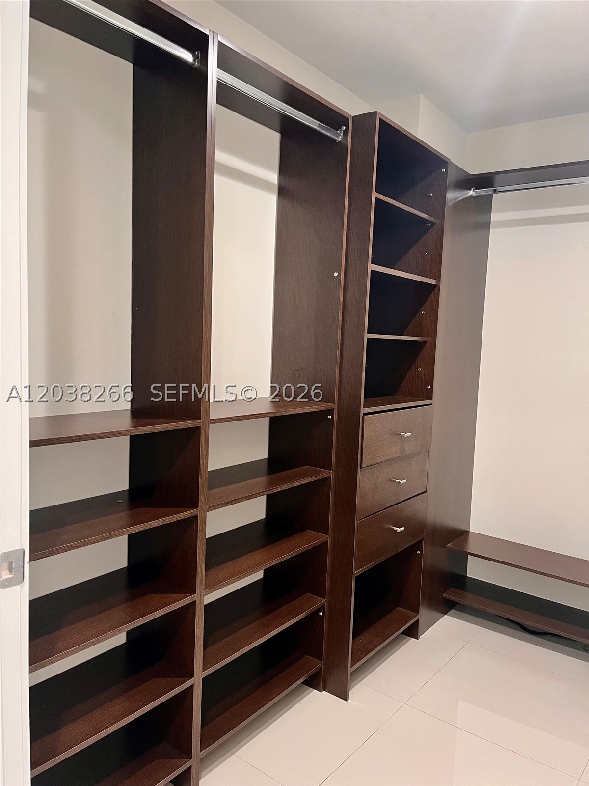 ARTECH RESIDENCES AT AVEN - Residential Lease