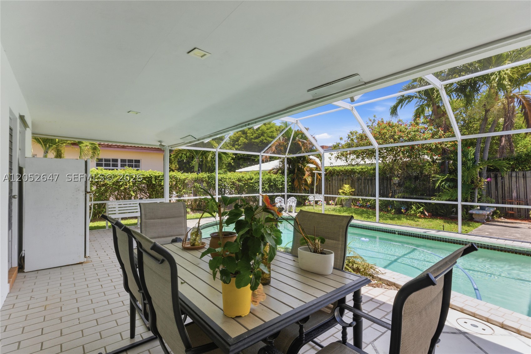 BERMUDA-RIVIERA SUB OF GAL - Residential