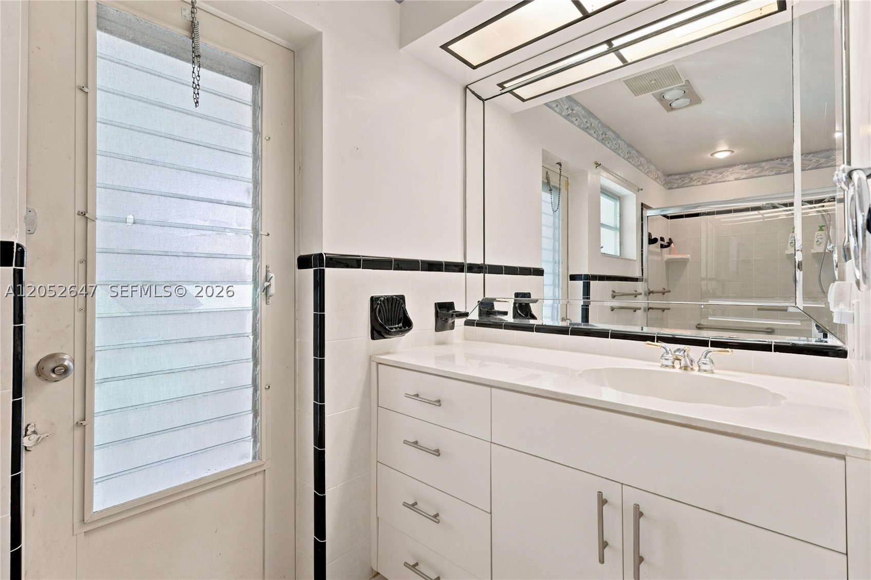 BERMUDA-RIVIERA SUB OF GAL - Residential