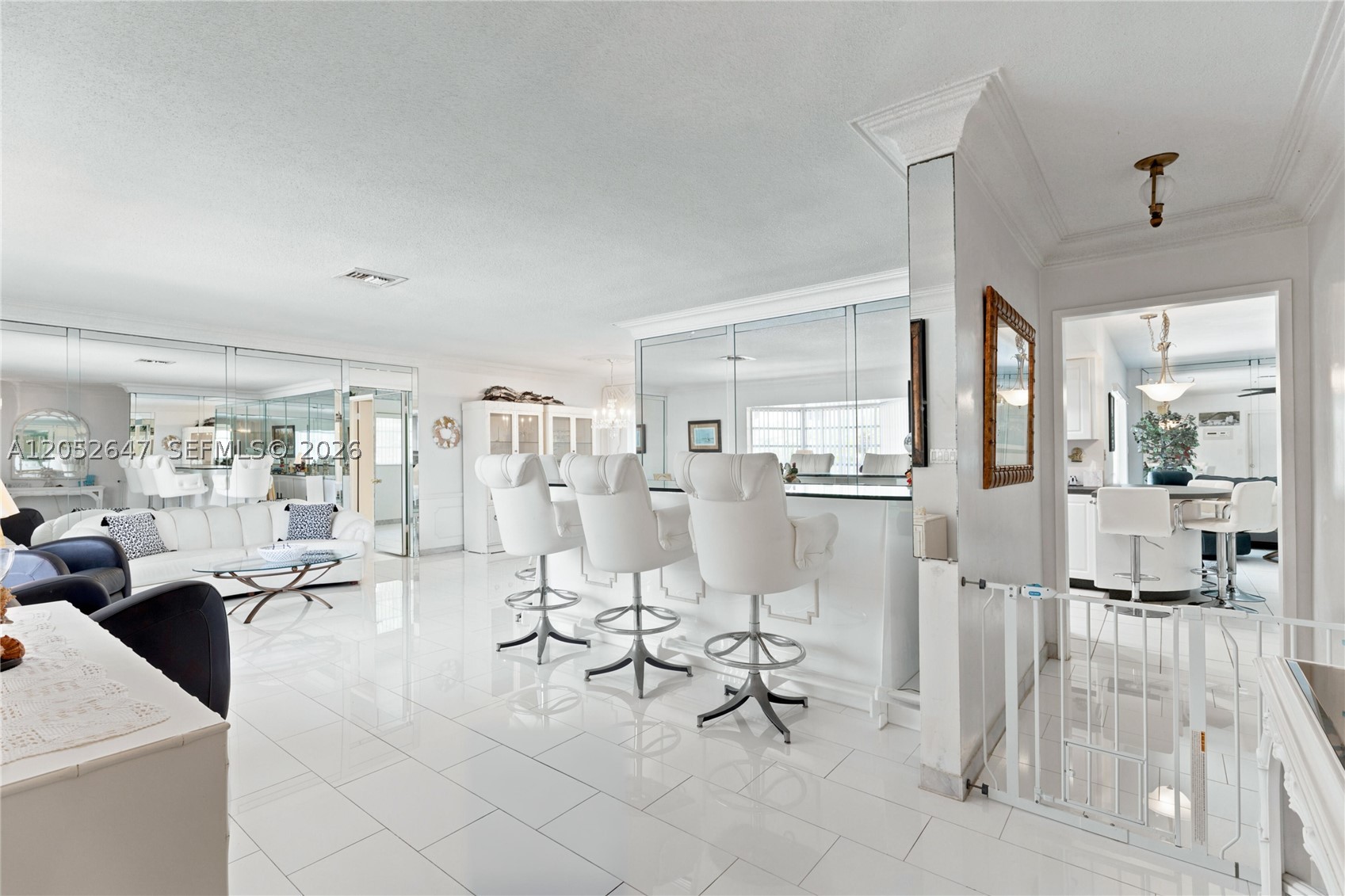 BERMUDA-RIVIERA SUB OF GAL - Residential
