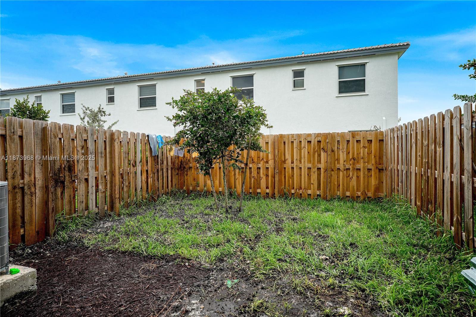 PARADISE PINES - Residential