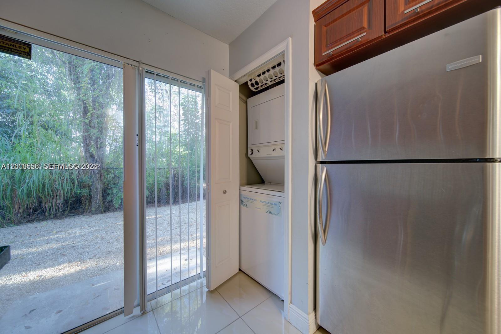 VENETIA GARDENS SOUTH CON - Residential