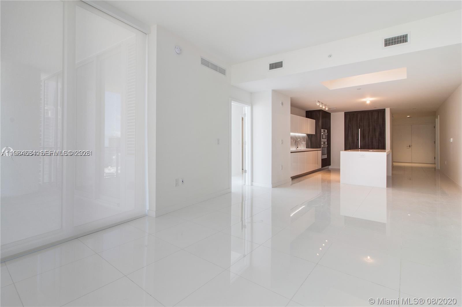 PARAMOUNT MIAMI WORLD - Residential