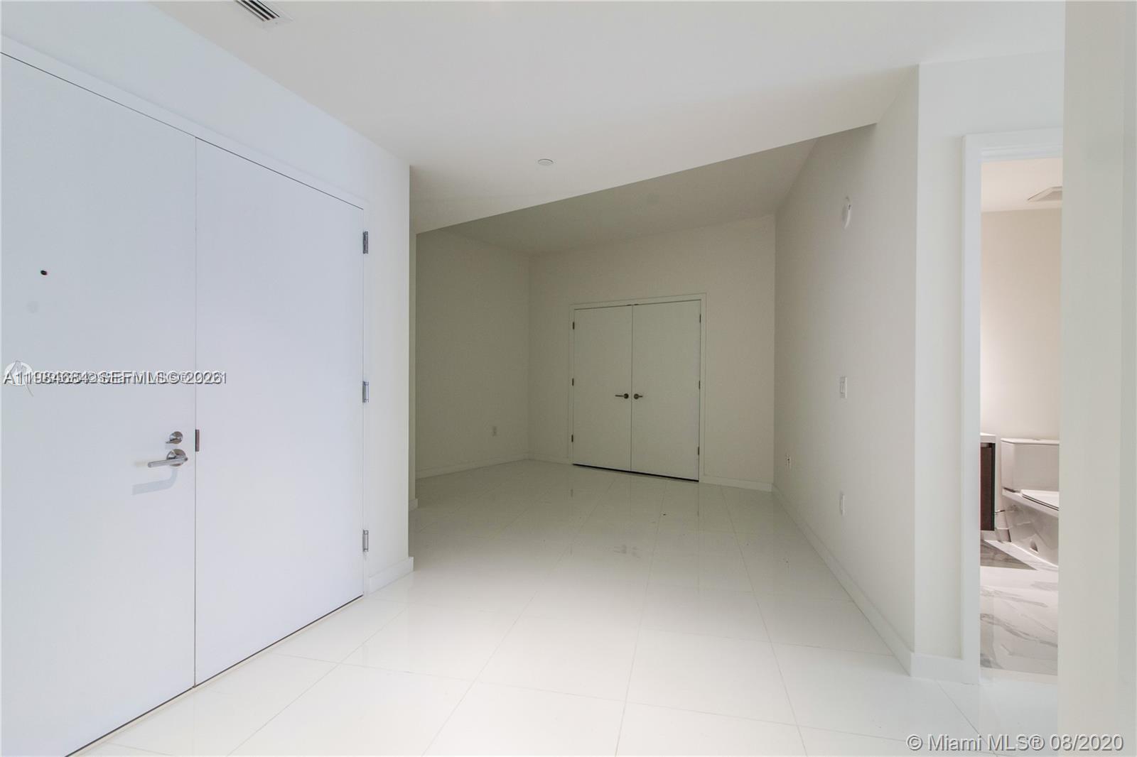 PARAMOUNT MIAMI WORLD - Residential