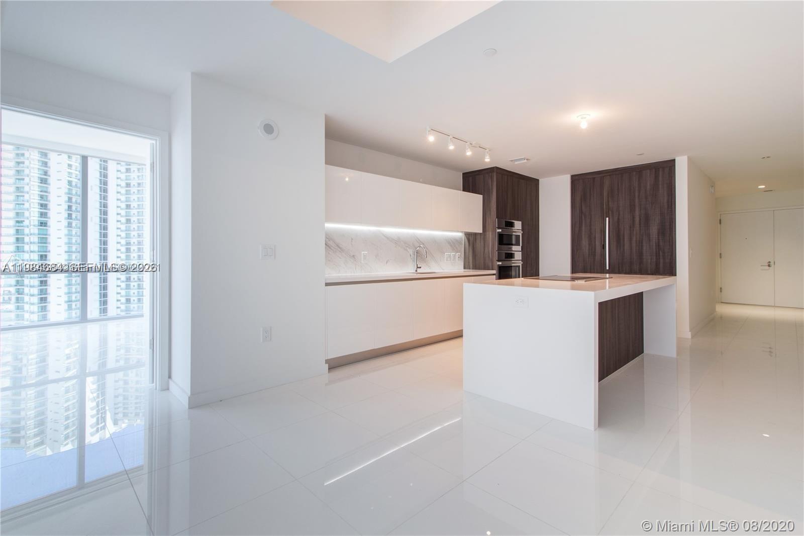 PARAMOUNT MIAMI WORLD - Residential
