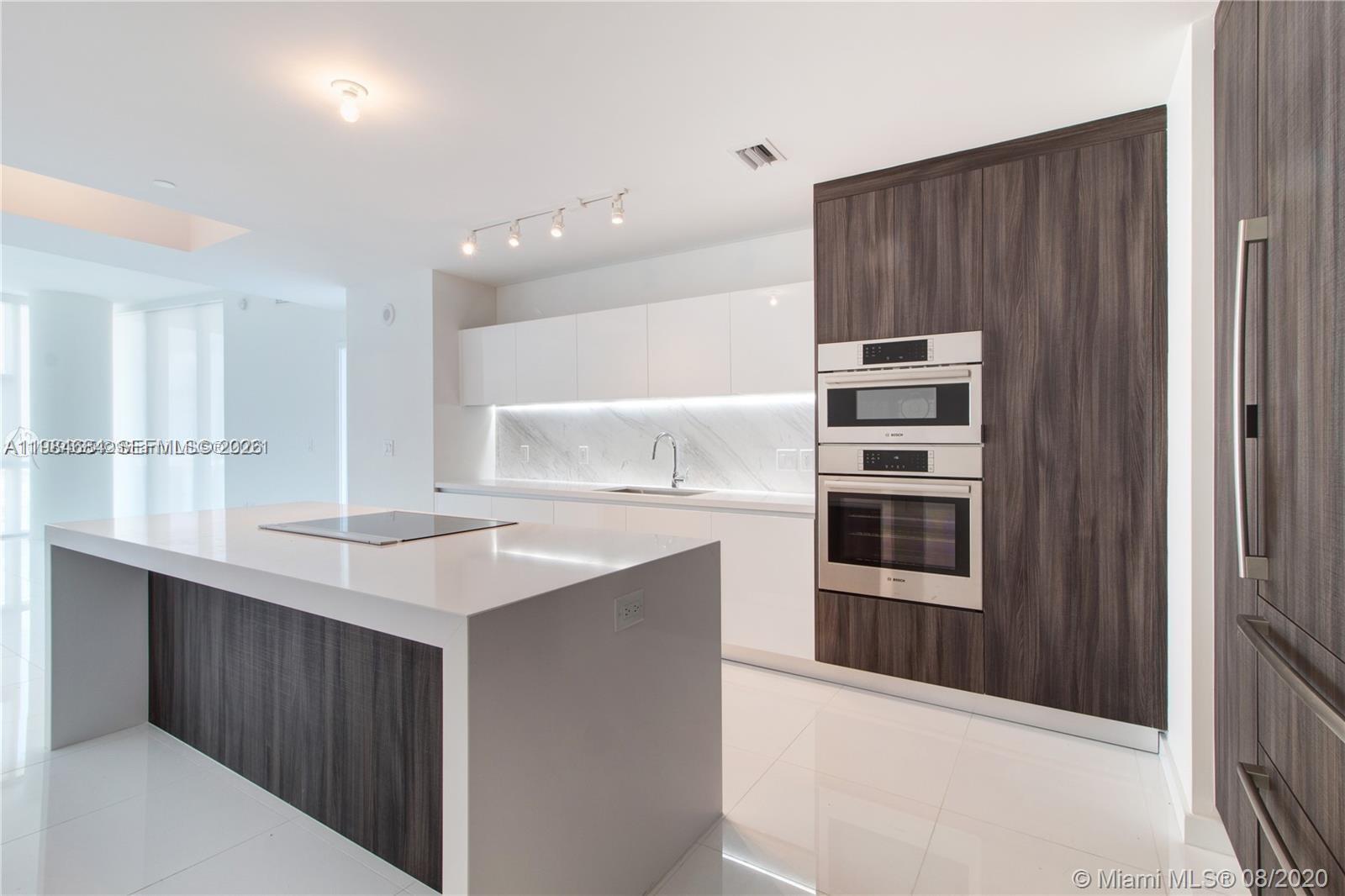 PARAMOUNT MIAMI WORLD - Residential