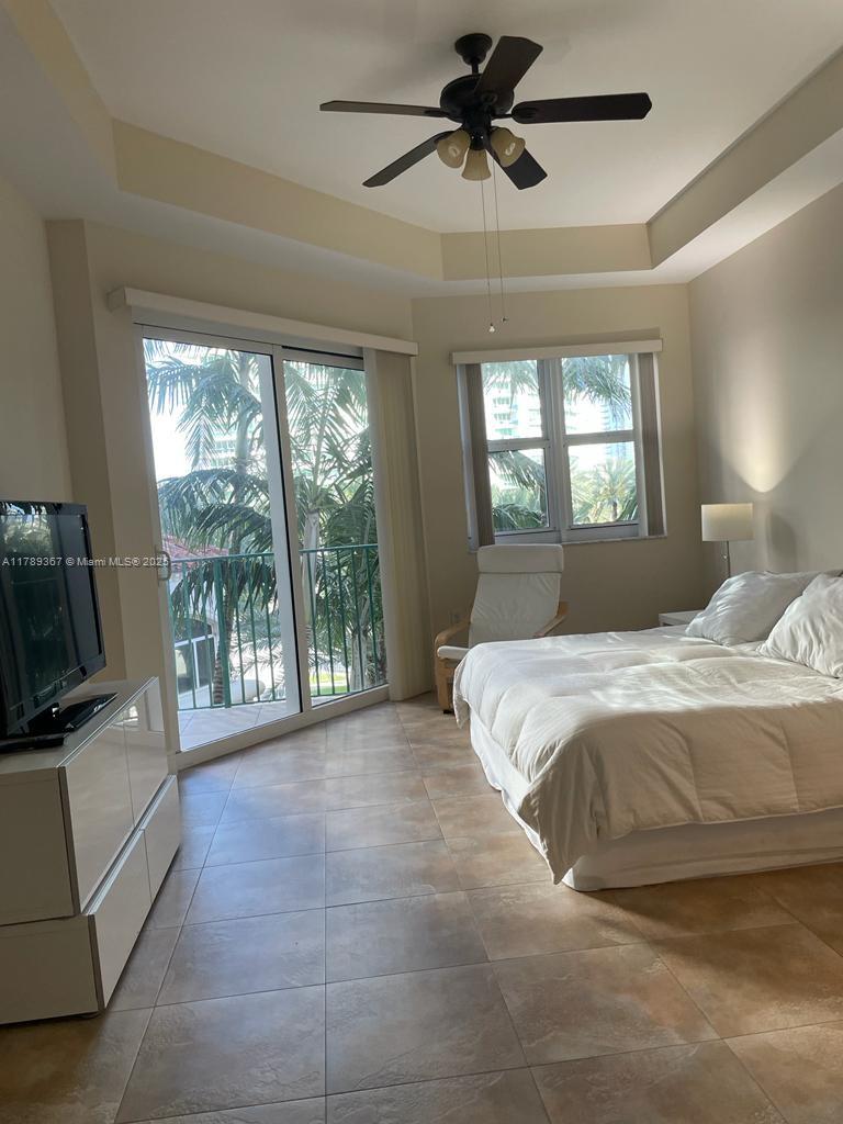 TURNBERRY VILLAGE - Residential