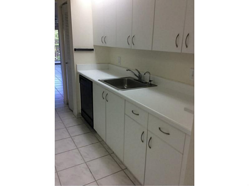 SUFFOLK AT CENTURY VILLAG - Residential Lease