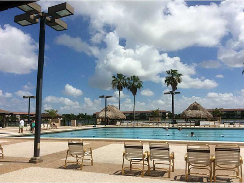 SUFFOLK AT CENTURY VILLAG - Residential Lease