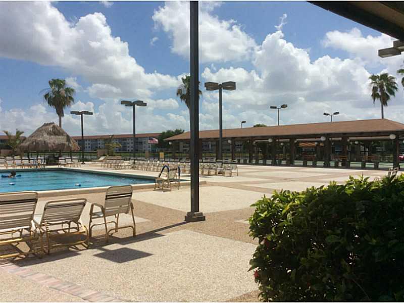 SUFFOLK AT CENTURY VILLAG - Residential Lease