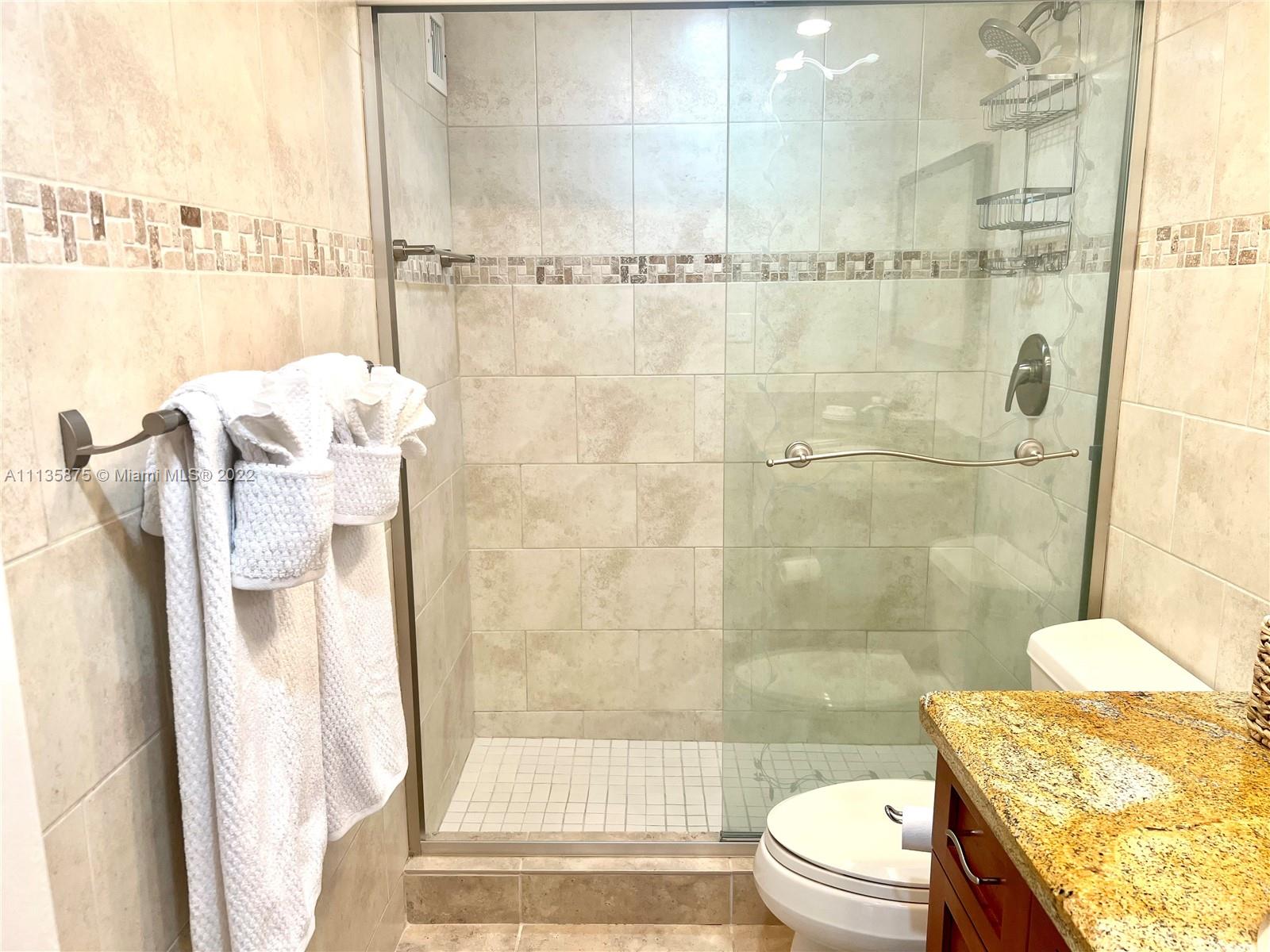 THE CARRIAGE CLUB NORTH C - Residential Lease