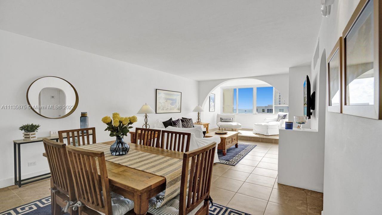 THE CARRIAGE CLUB NORTH C - Residential Lease