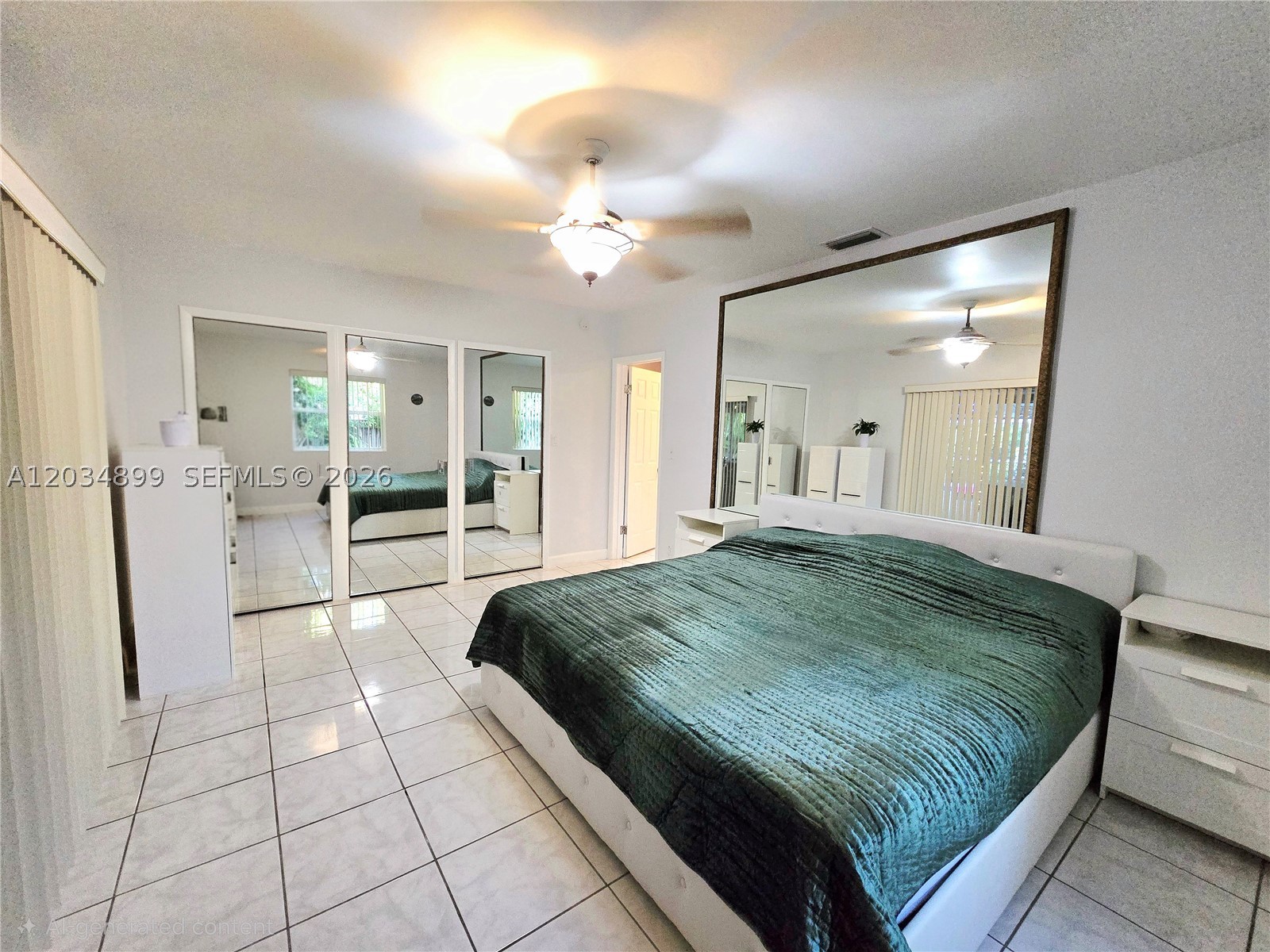 HOLLYWOOD LITTLE RANCHES - Residential