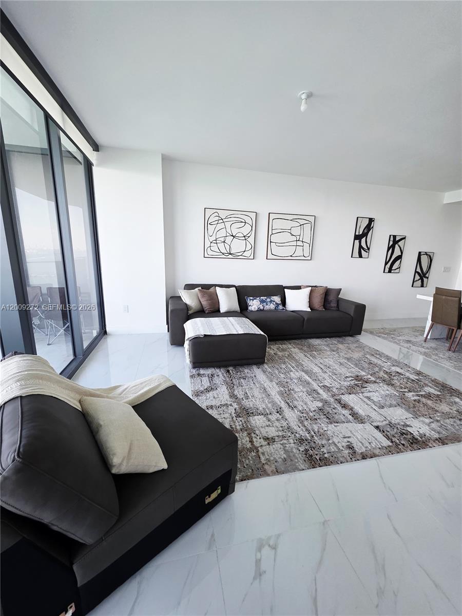 Aria Reserve Miami - Residential