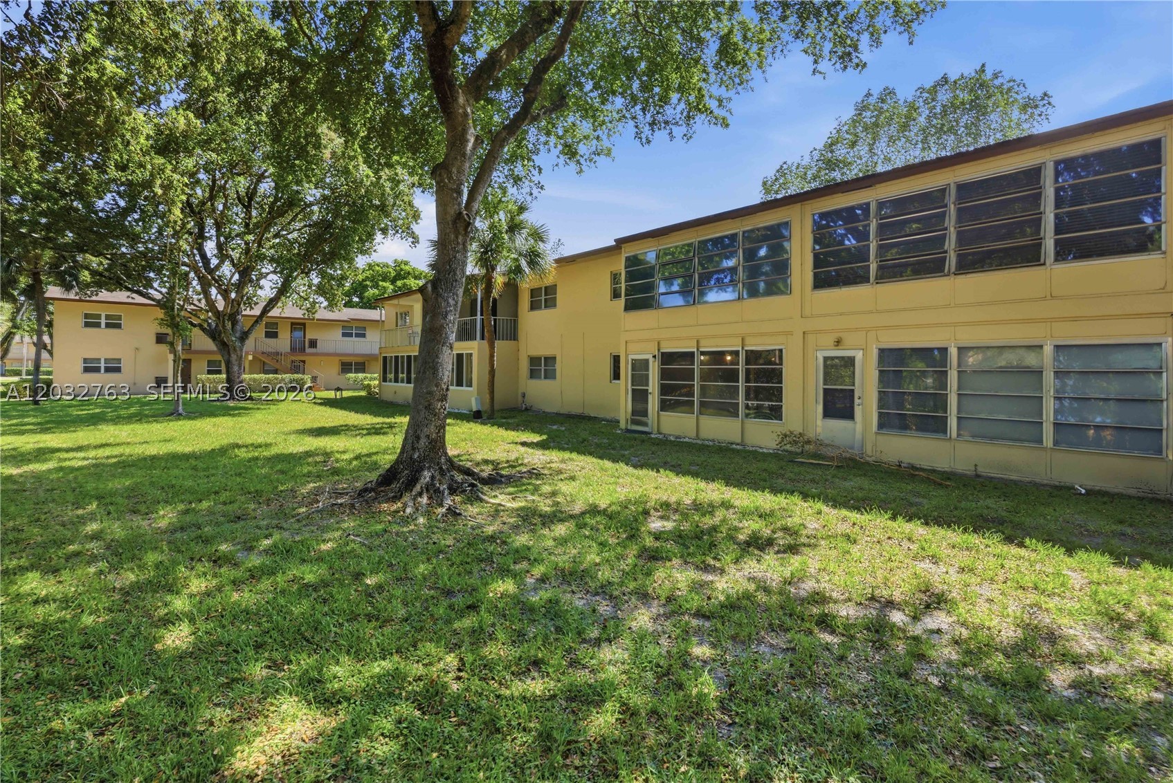 ORIOLE GARDENS THREE - Residential