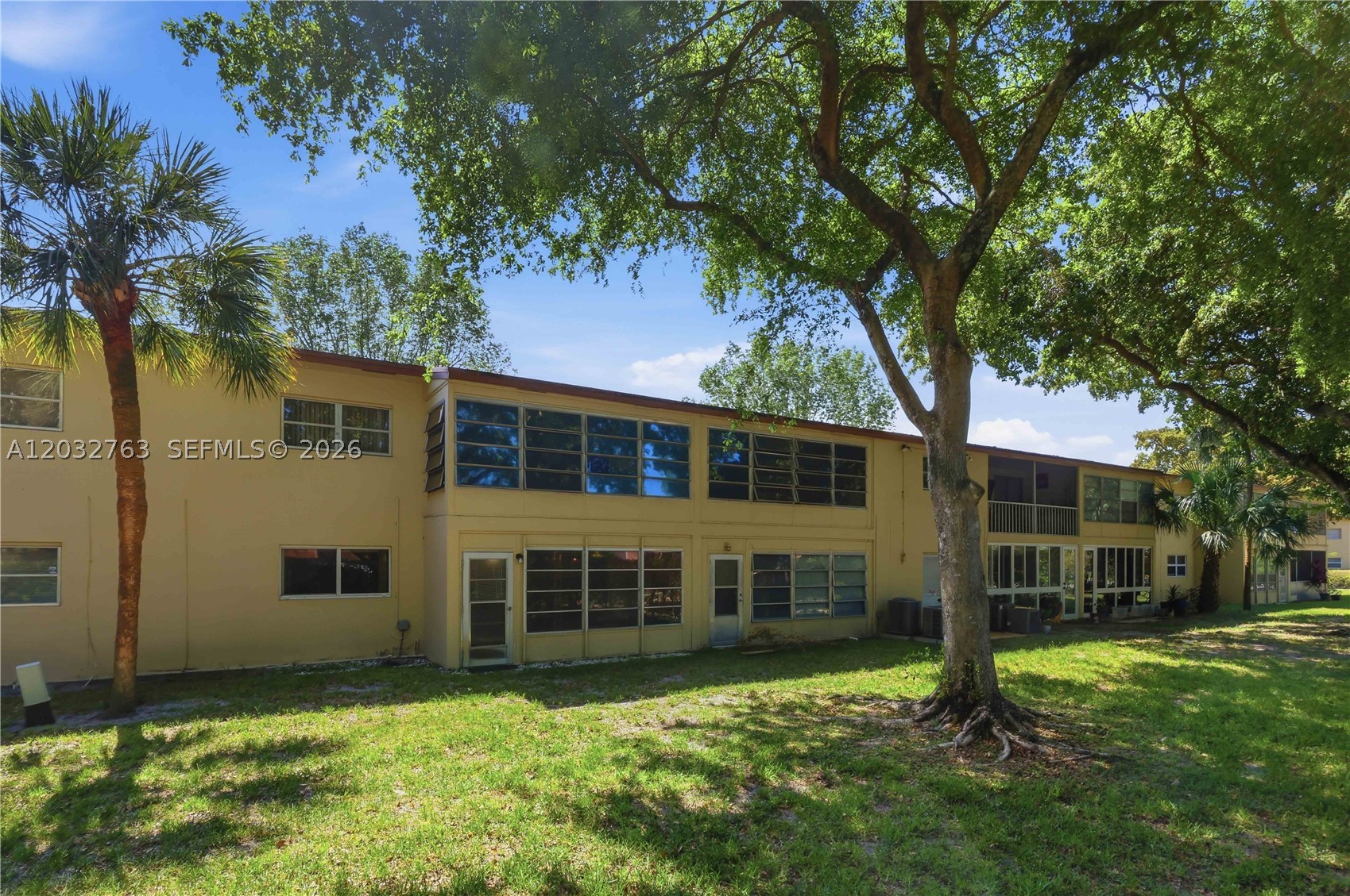ORIOLE GARDENS THREE - Residential
