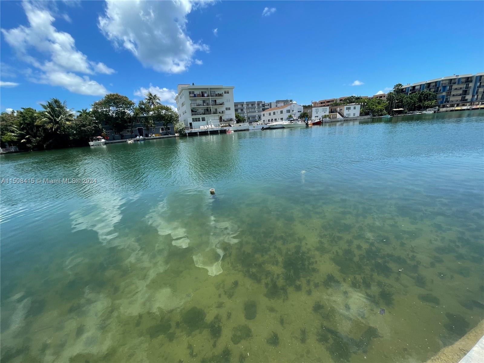 BISCAYNE BCH SUB - Residential Lease