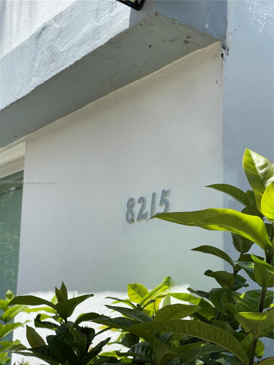 BISCAYNE BCH SUB - Residential Lease